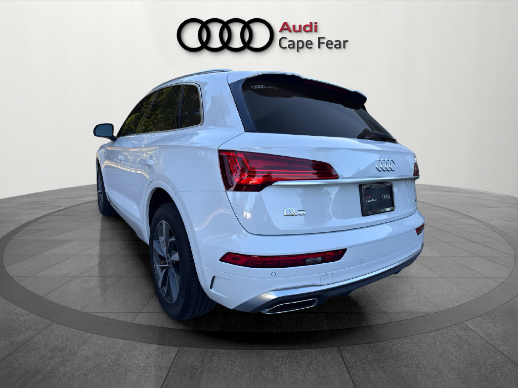 Used 2023 Audi Q5 2.0T Premium Plus w/ Premium Plus Package AWD/4WD image 11
