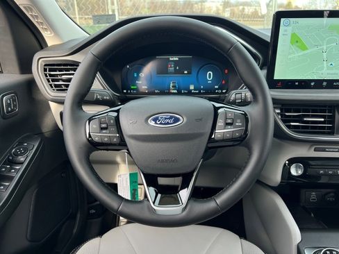 New 2026 Ford Escape SE w/ PHEV Premium Package image 21