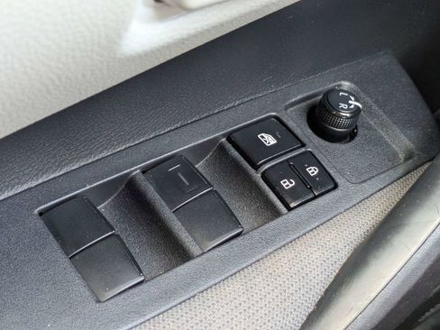 Used 2023 Toyota Corolla LE FWD image 24