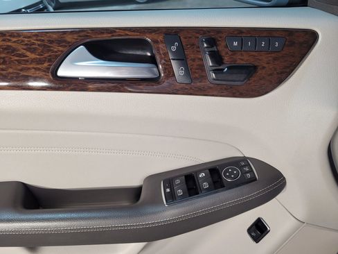 Used 2014 Mercedes-Benz ML 350 2WD w/ Premium 1 Package image 17