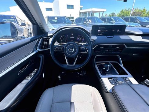 Used 2025 MAZDA CX-90 Plug-In Hybrid w/ Preferred AWD/4WD image 11