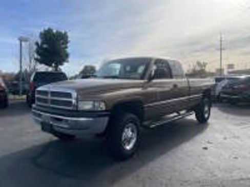 Used 2001 Dodge Ram 2500 Truck 4x4 Quad Cab image 4