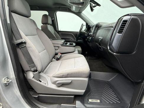 Used 2018 Chevrolet Silverado 1500 Custom w/ Custom Value Package image 14