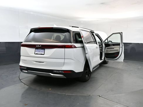 Used 2024 Kia Carnival SX Prestige FWD image 29