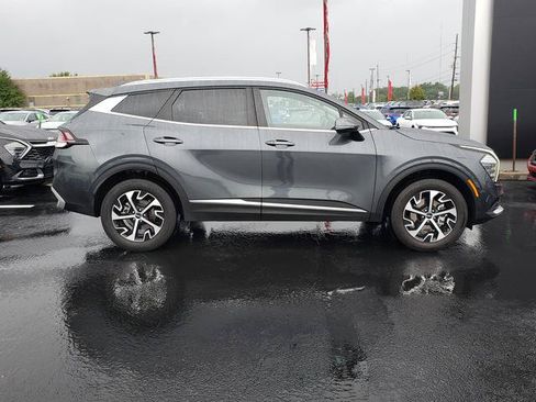 Certified 2024 Kia Sportage EX AWD/4WD image 3