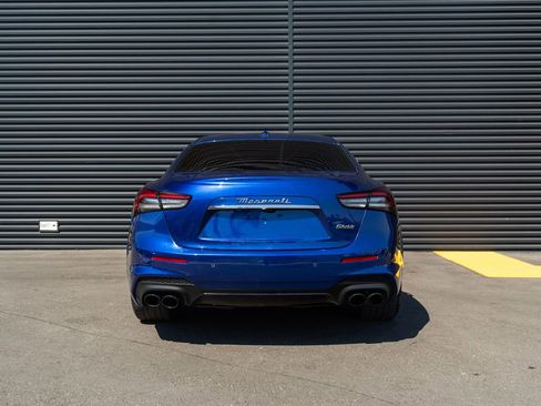 Used 2022 Maserati Ghibli Modena image 10