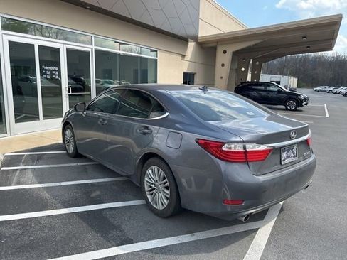 Used 2014 Lexus ES 350 w/ Luxury Package image 4