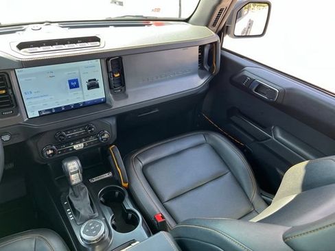 Used 2024 Ford Bronco Badlands AWD/4WD image 15