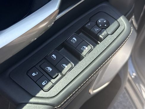 New 2026 RAM 1500 Tungsten AWD/4WD image 10