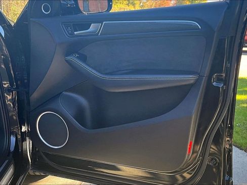 Used 2016 Audi SQ5 Premium Plus image 24