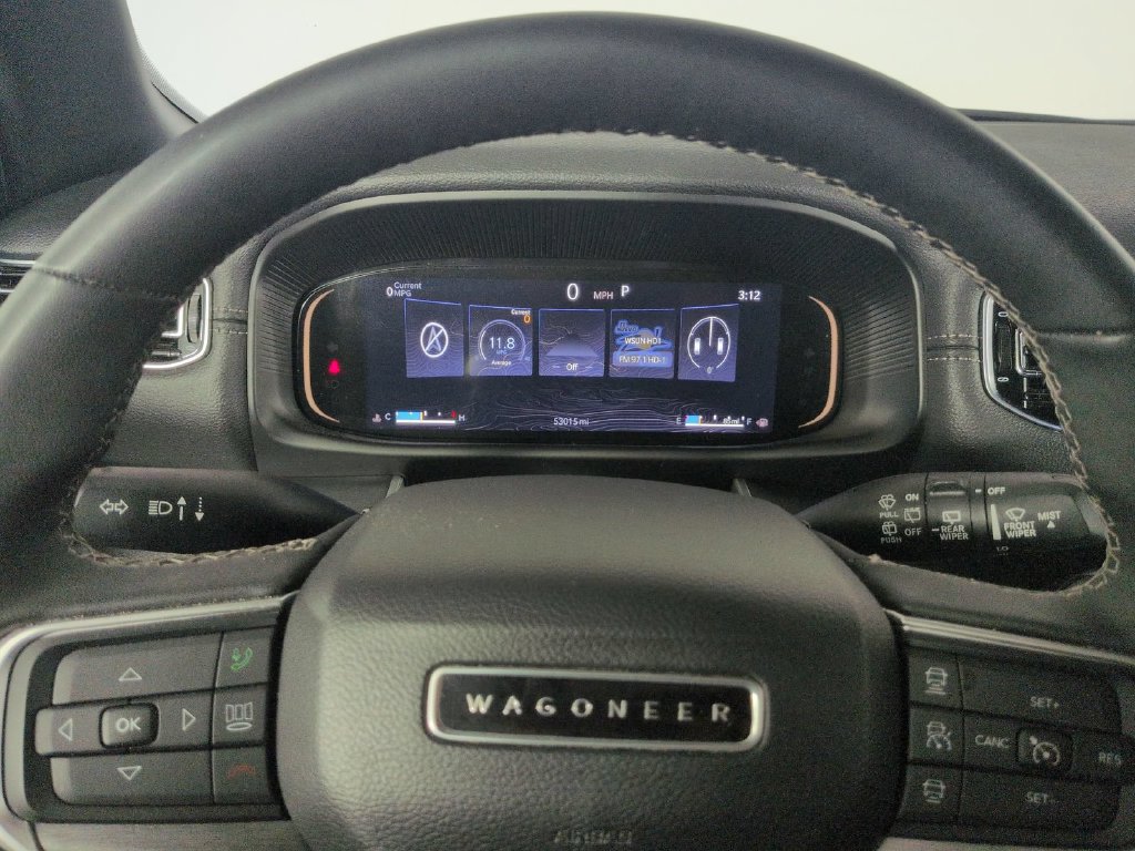 Used 2025 Jeep Wagoneer Series II w/ 8-Passenger Seating Package AWD/4WD image 42