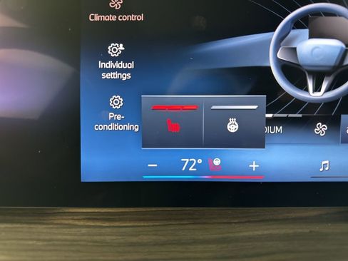 New 2026 BMW X5 xDrive40i w/ Premium Package image 17