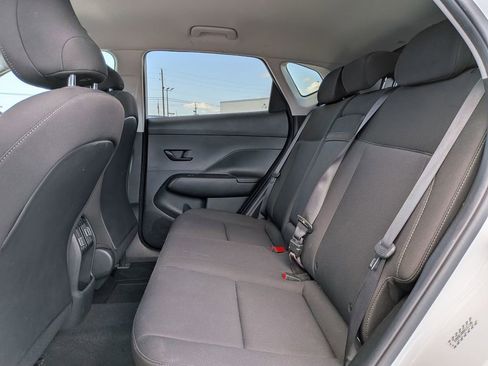 Used 2024 Hyundai Kona SEL AWD/4WD image 25