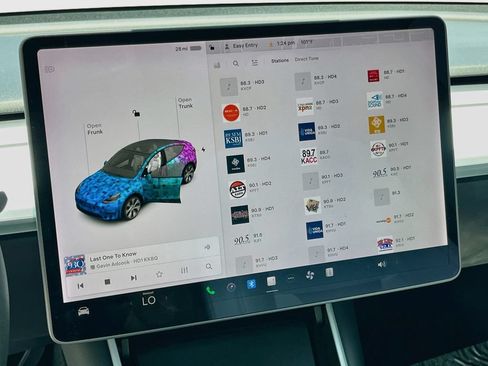 Used 2020 Tesla Model Y Long Range AWD/4WD image 15