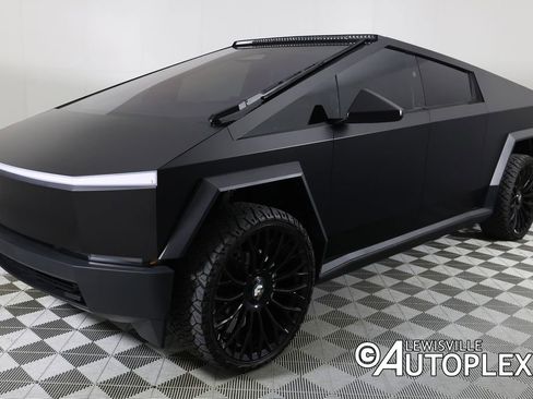 Used 2024 Tesla Cybertruck Cyberbeast image 12