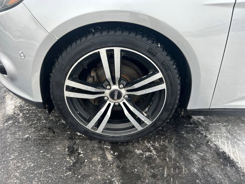 Used 2013 Ford Focus Titanium w/ Titanium Handling Pkg image 40