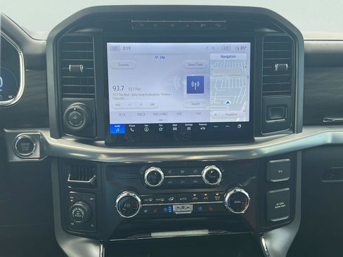 Used 2024 Ford F150 Lariat w/ FX4 Off-Road Package AWD/4WD image 15