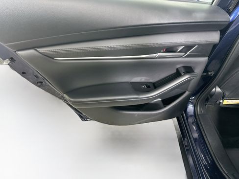 Used 2024 MAZDA MAZDA3 s FWD image 25