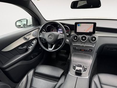 Used 2019 Mercedes-Benz GLC 300 4MATIC Coupe image 15