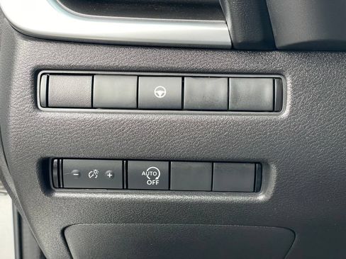 Certified 2023 Nissan Rogue SV AWD/4WD image 16