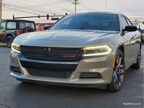 Used 2023 Dodge Charger SXT w/ Blacktop Package image 6