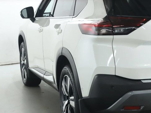 Certified 2023 Nissan Rogue SL AWD/4WD image 42