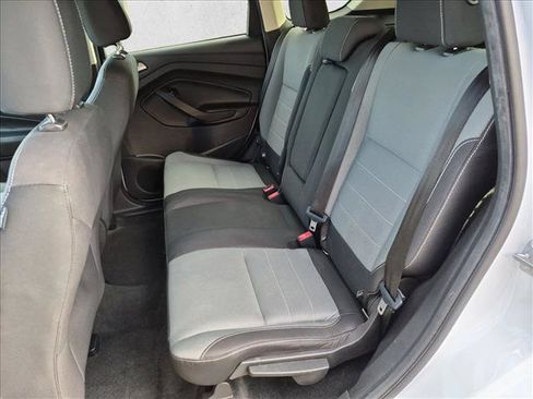 Used 2016 Ford Escape SE FWD image 17