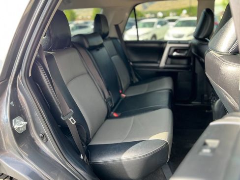 Used 2018 Toyota 4Runner SR5 Premium AWD/4WD image 28