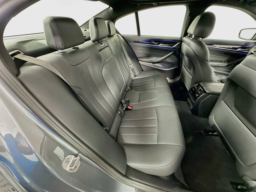 Certified 2023 BMW 530i w/ Convenience Package RWD image 28