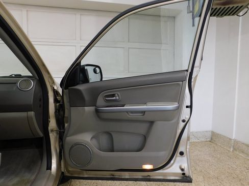 Used 2007 Suzuki Grand Vitara Luxury image 77