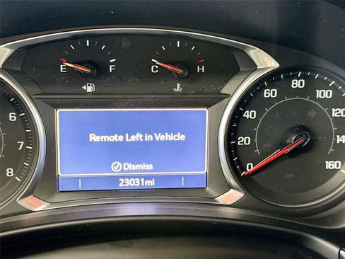 Used 2022 Chevrolet Equinox RS w/ RS Leather Package AWD/4WD image 3