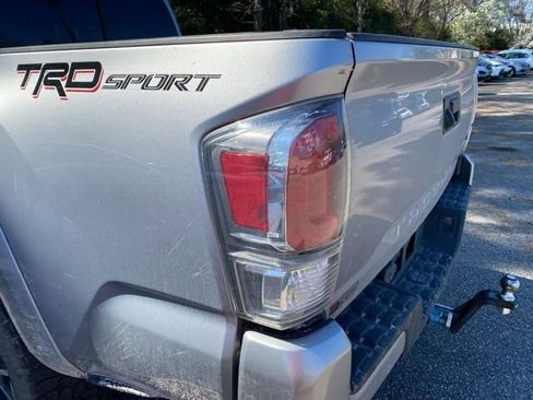 Used 2020 Toyota Tacoma TRD Sport image 17