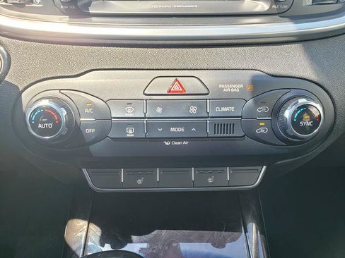Used 2018 Kia Sorento EX w/ EX Advanced Touring Package AWD/4WD image 23