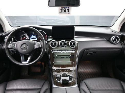 Used 2017 Mercedes-Benz GLC 300 4MATIC image 17