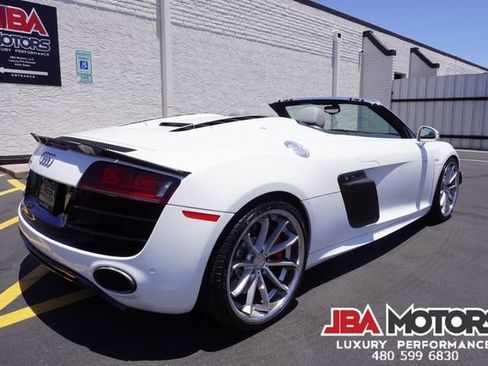 Used 2011 Audi R8 V10 AWD/4WD image 3