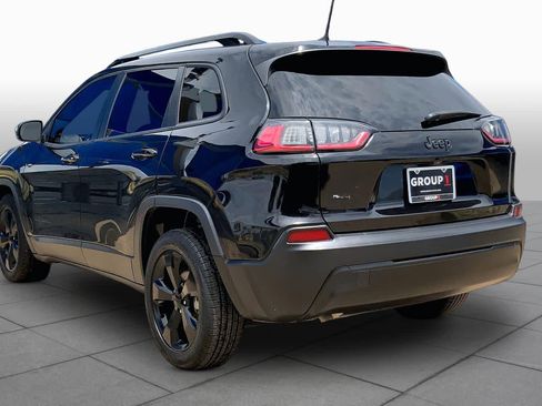 Used 2021 Jeep Cherokee Latitude FWD image 12