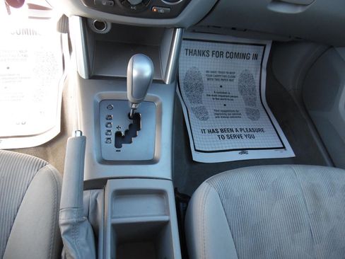 Used 2010 Subaru Forester 2.5X Premium image 15