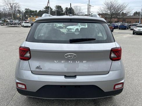 New 2026 Hyundai Venue SEL FWD image 33