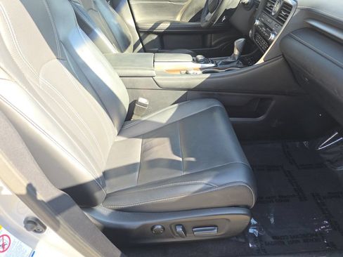 Used 2017 Lexus RX 350 AWD w/ Premium Package image 19