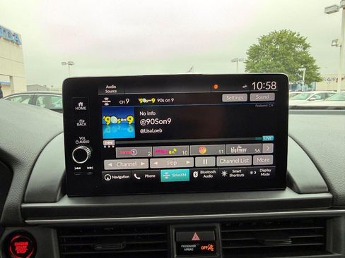 Used 2024 Honda Pilot Elite image 18