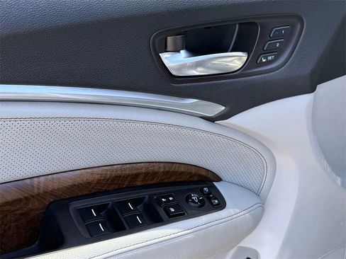 Used 2020 Acura MDX SH-AWD w/ Technology Package image 13