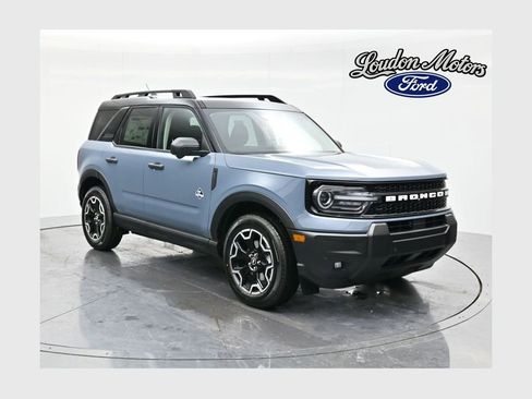 New 2026 Ford Bronco Sport Outer Banks w/ Outer Banks Tech Package+ AWD/4WD image 1