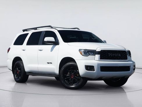Used 2020 Toyota Sequoia TRD Pro AWD/4WD image 2