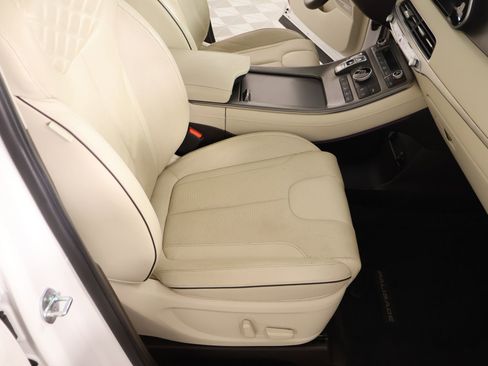 Used 2020 Hyundai Palisade Limited image 15