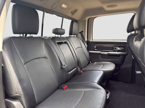 Used 2016 RAM 2500 Laramie AWD/4WD image 18