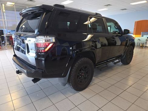 Used 2023 Toyota 4Runner SR5 Premium w/ Moonroof Package AWD/4WD image 8