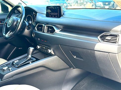 Used 2020 MAZDA CX-5 Touring FWD image 22