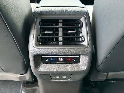 New 2026 Volkswagen Tiguan SEL R-Line AWD/4WD image 19