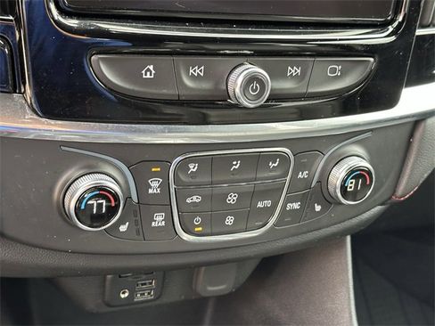 Used 2022 Chevrolet Traverse RS w/ LPO, Floor Liner Package image 18