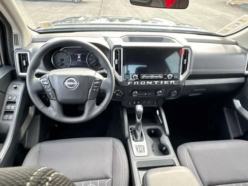 New 2026 Nissan Frontier SV w/ All-Weather Content Package AWD/4WD image 17